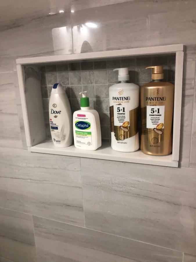 Private Room With Private Full Bathroom 芝加哥 外观 照片